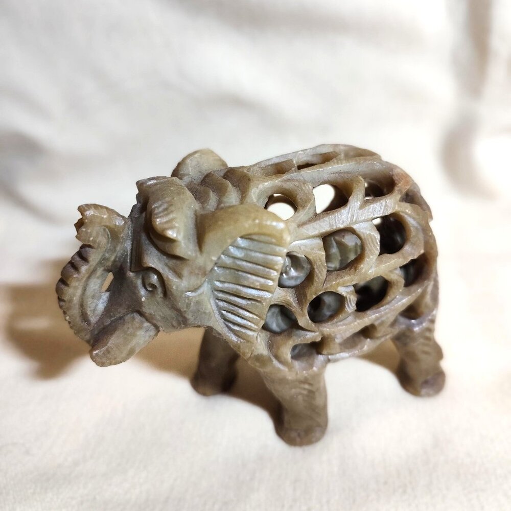 Indian Soapstone Elephant with Baby Hand-Carved Steatite Figurine SHIPS FREE